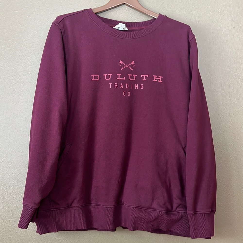 Women’s Duluth Trading Company crewneck sweatshirt; size 2X